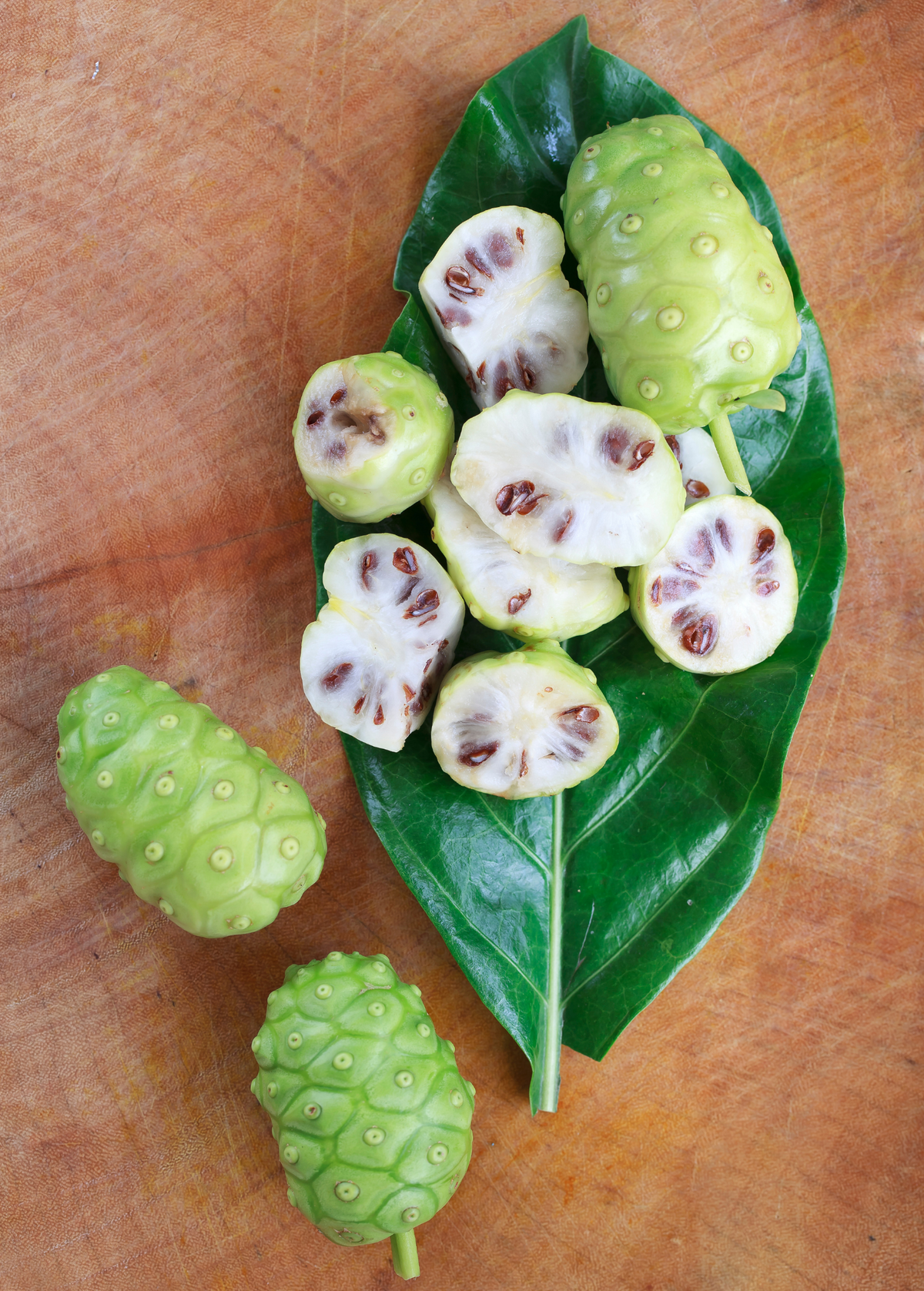 Noni (Morinda citrifolia)