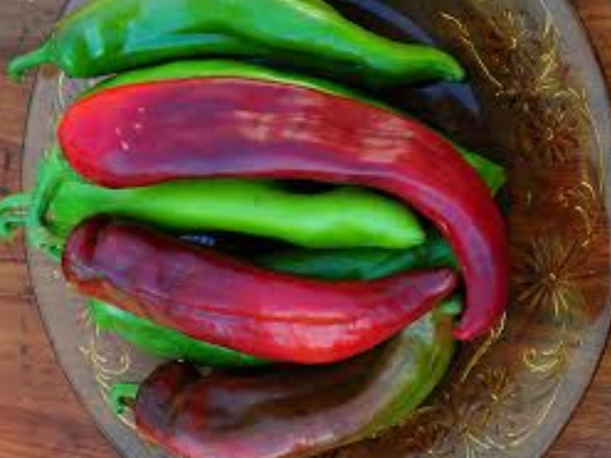 Sonora Pepper Seeds – Mild Hot Chili, Southwestern Heirloom Vegetable, 25 Seeds for Garden, Roasting, Salsas, Drying
