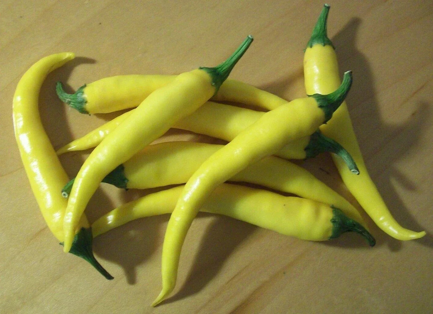 Yellow Cayenne Hot Pepper Seeds - Non-GMO, Spicy Capsicum annuum, 50+ Seeds, Vibrant Yellow Peppers for Cooking & Garden